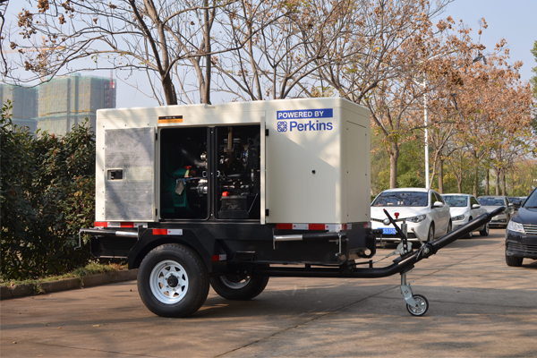 柴油發電機.jpg 柴油發電機.jpg